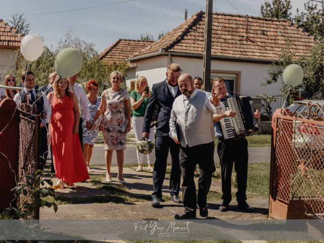 Szabó Zoltán Ha Kell Egy CM - Luca és Tibi esküvő