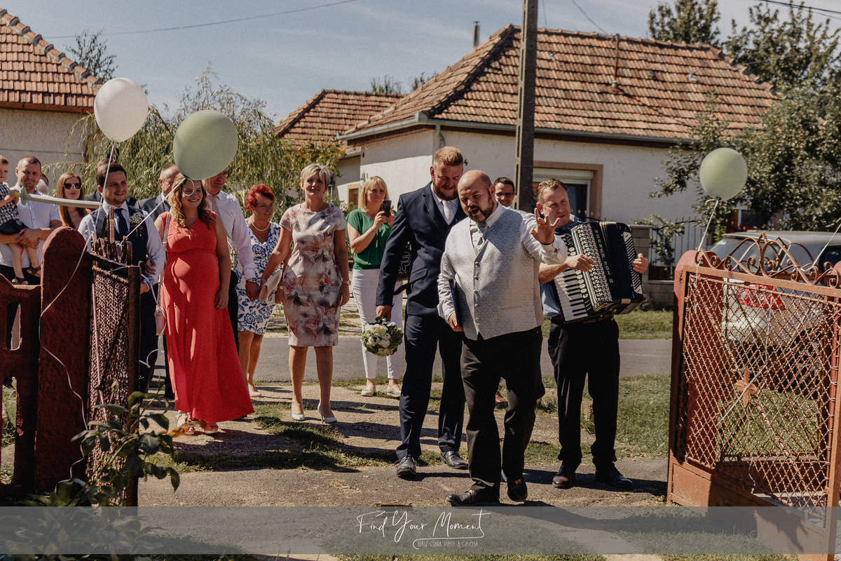 Szabó Zoltán Ha Kell Egy CM - Luca és Tibi esküvő